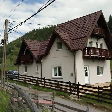 Holiday home Casa Caprioara